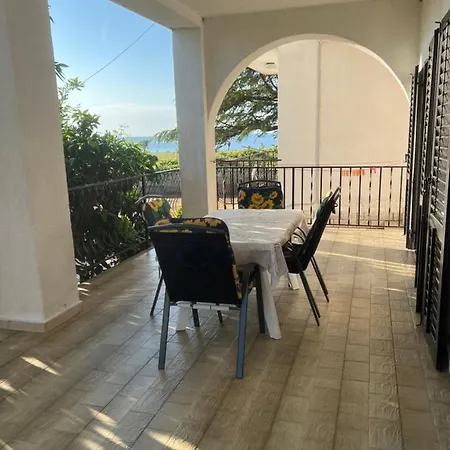Apartment Mariza *