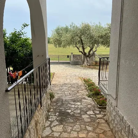Mariza * Bašanija